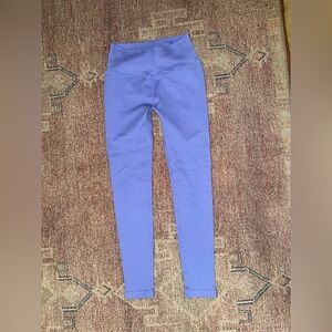 Spiritual gangster rubbed purple leggings yoga pants size m/l